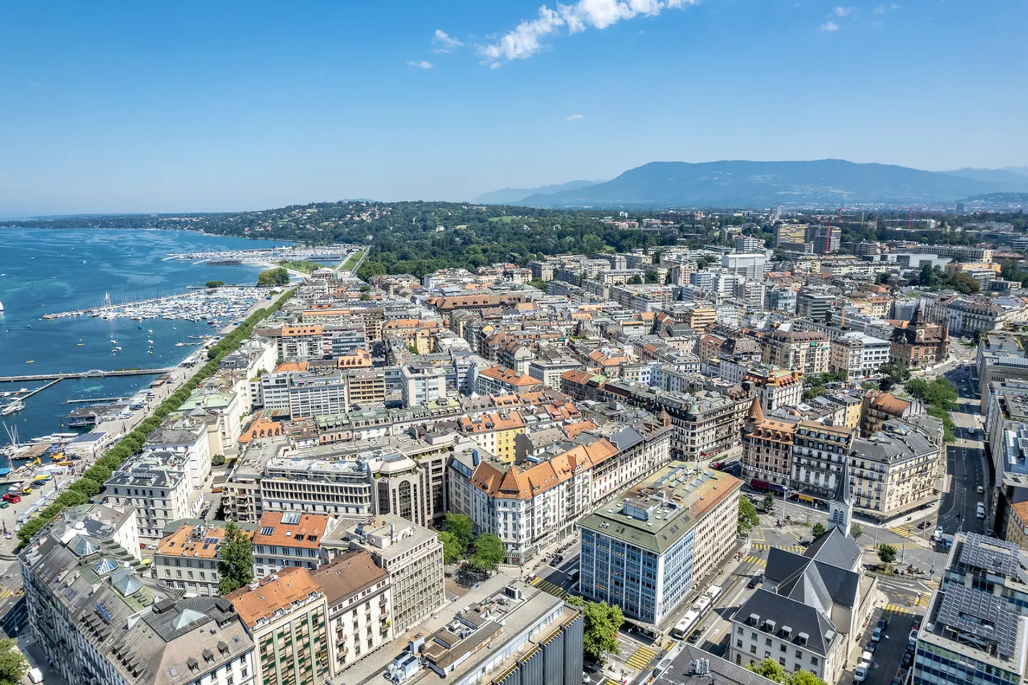 Apartment for rent - Photo 3 of 13