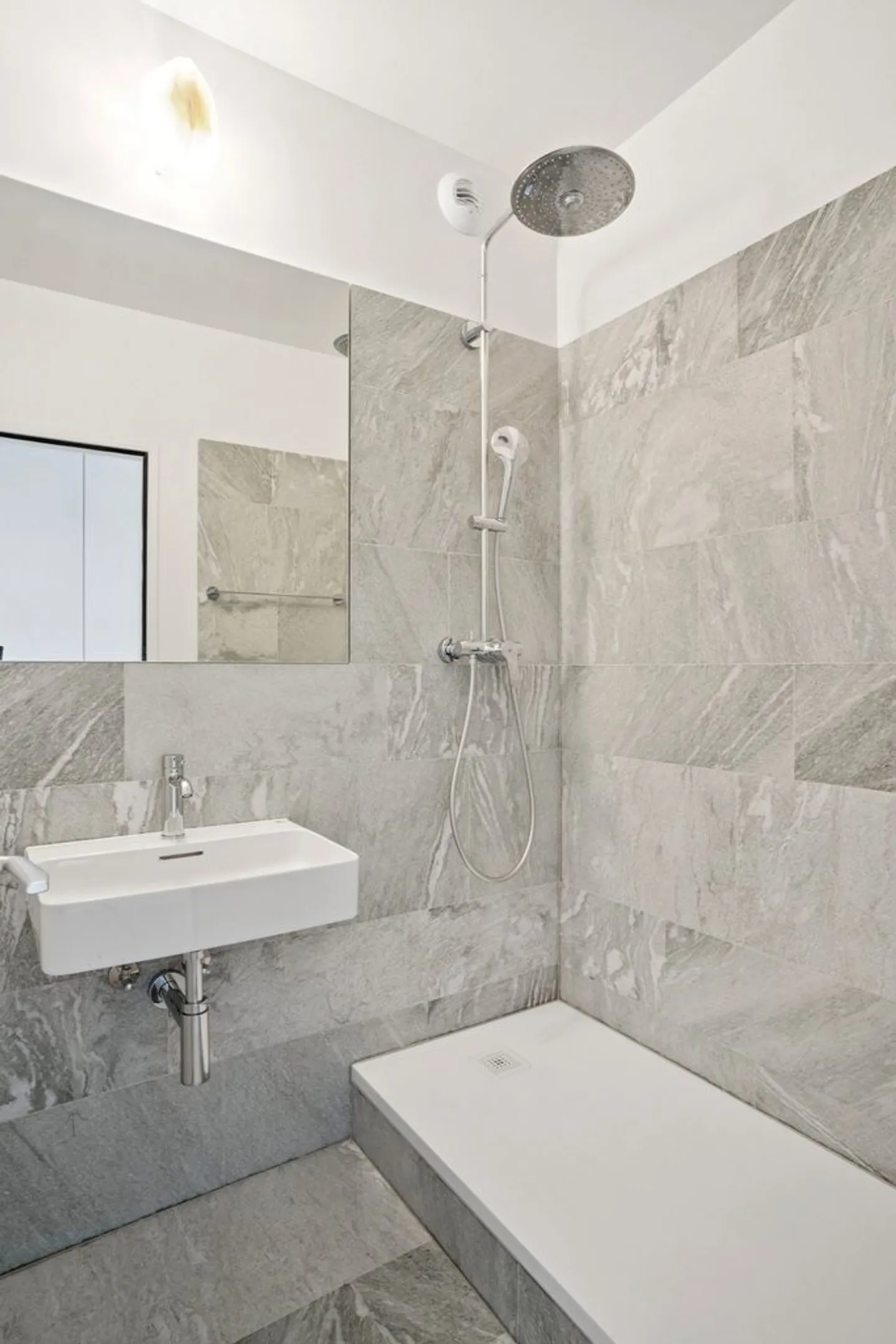 5-room apartment - Photo 11 of 11