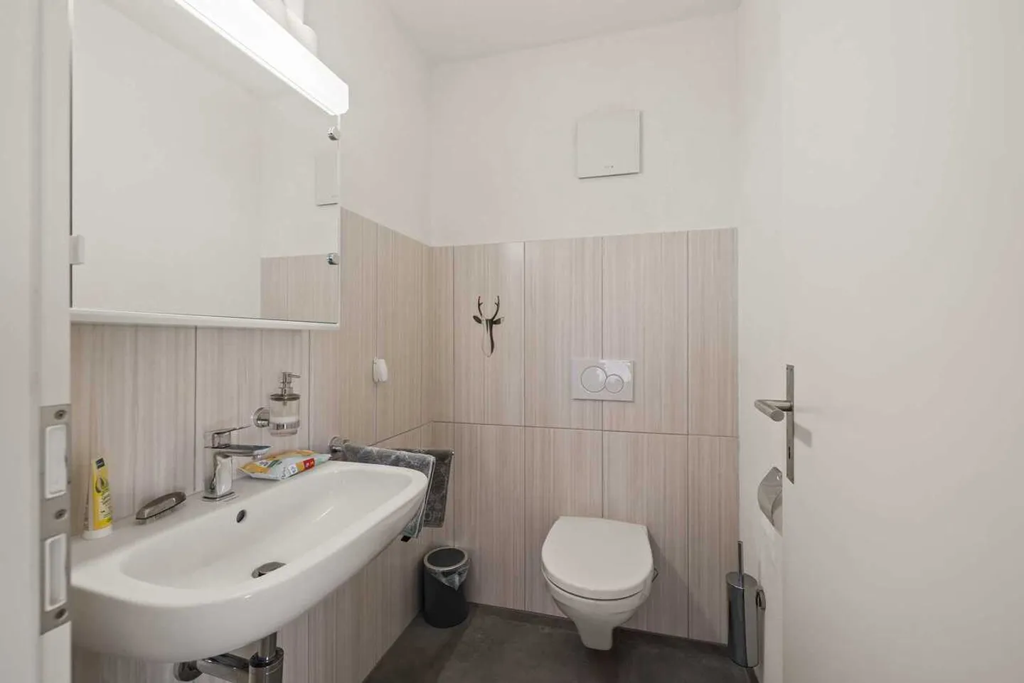 Modern Semi-Detached House - Photo 11 of 13