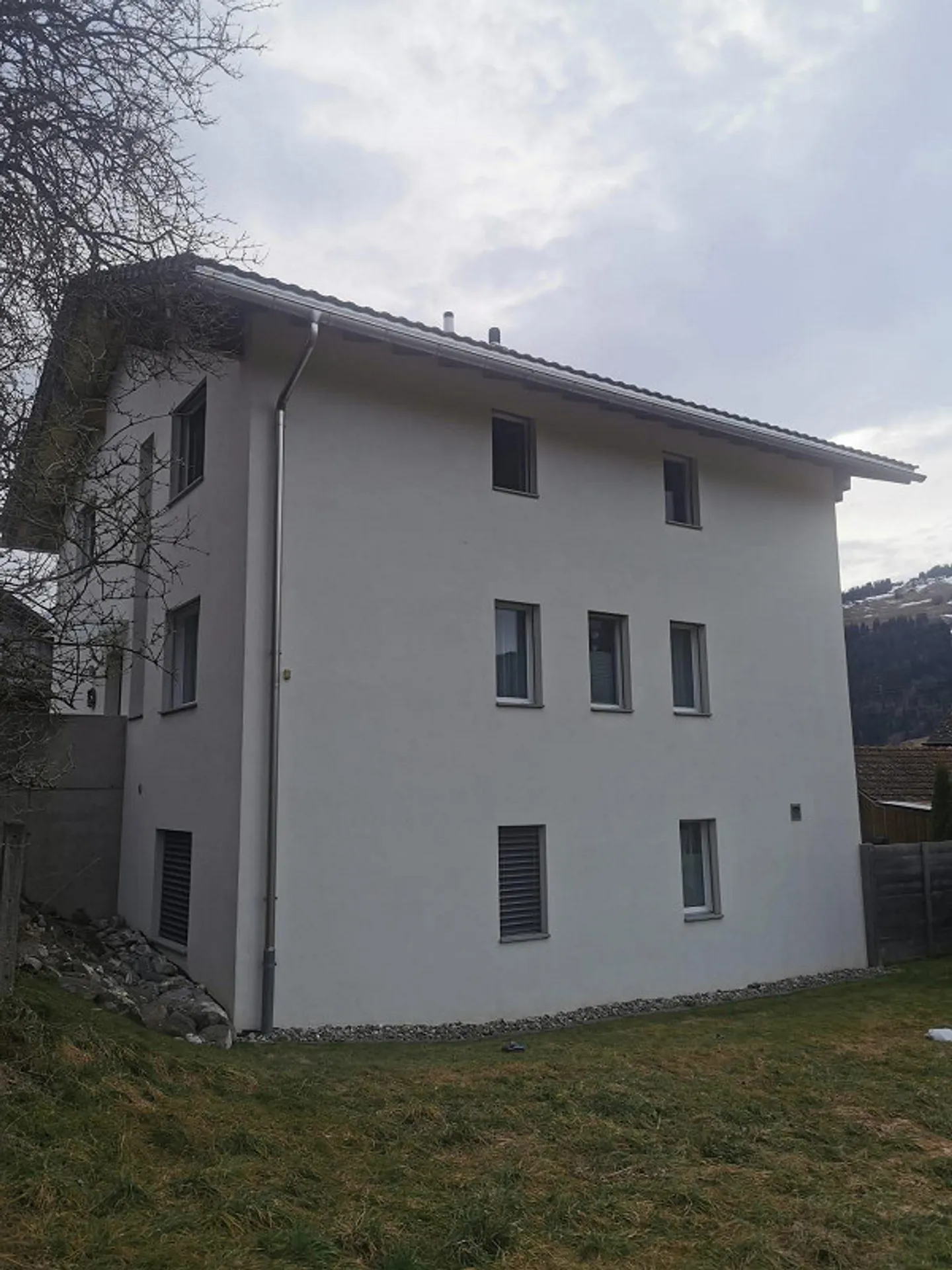 5.5 Room Single Family House - Photo 2 of 19