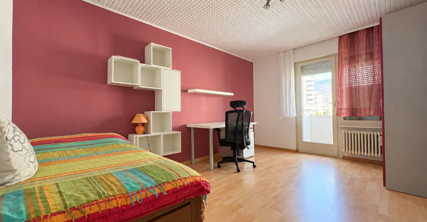 Bellissimo appartamento di 3,5 locali al 3° piano - Foto 3 di 8