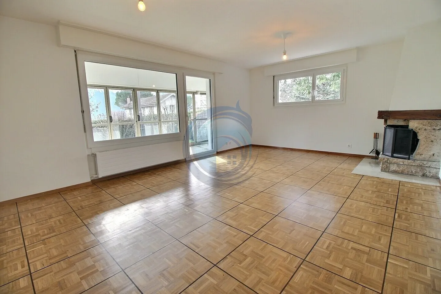 MAGNIFICO APPARTAMENTO DI 6 CAMERE CON GIARDINO PRIVATO - Foto 1 di 20