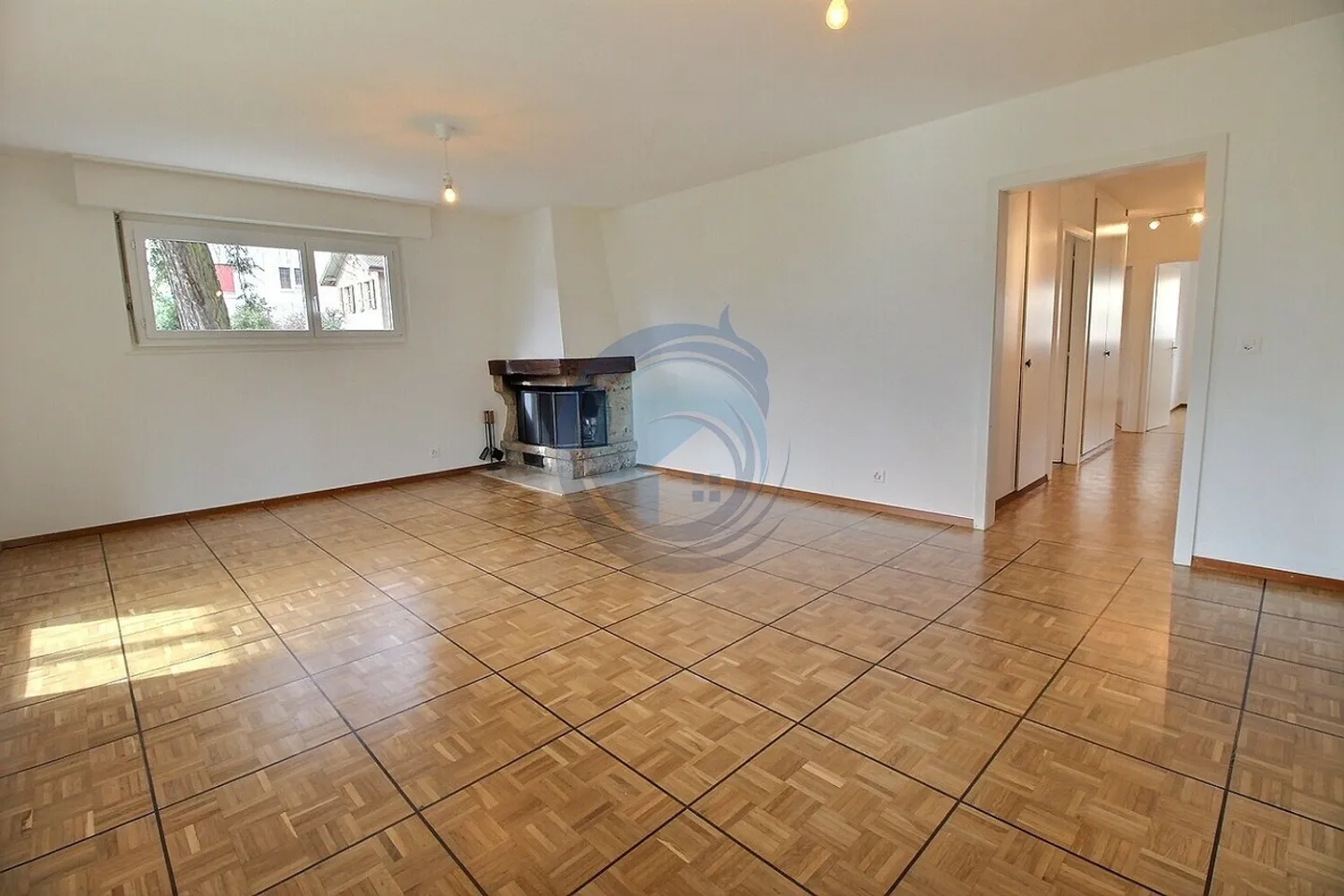 MAGNIFICO APPARTAMENTO DI 6 CAMERE CON GIARDINO PRIVATO - Foto 2 di 20