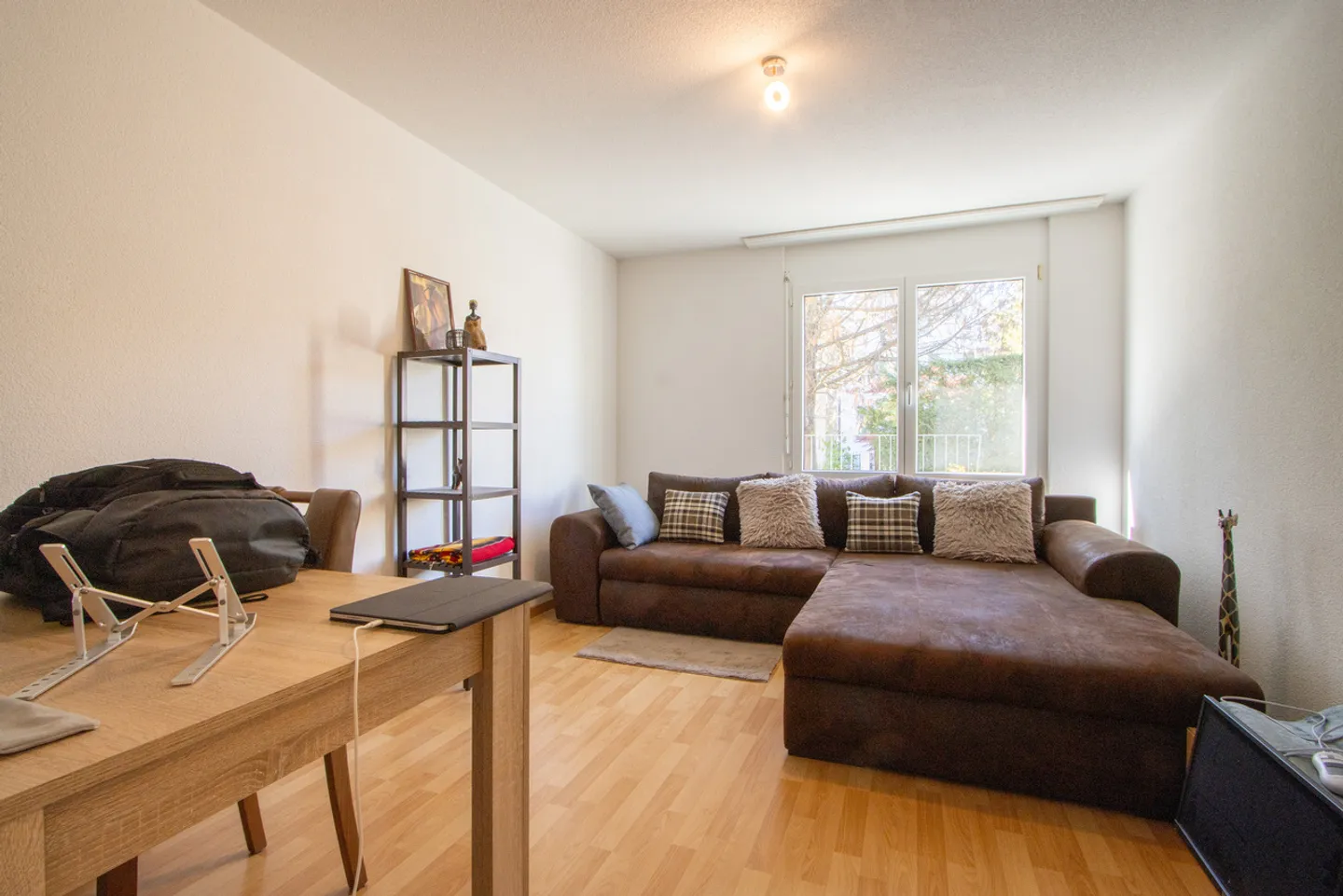 4.5-room ground floor apartment for rent - Photo 7 of 11