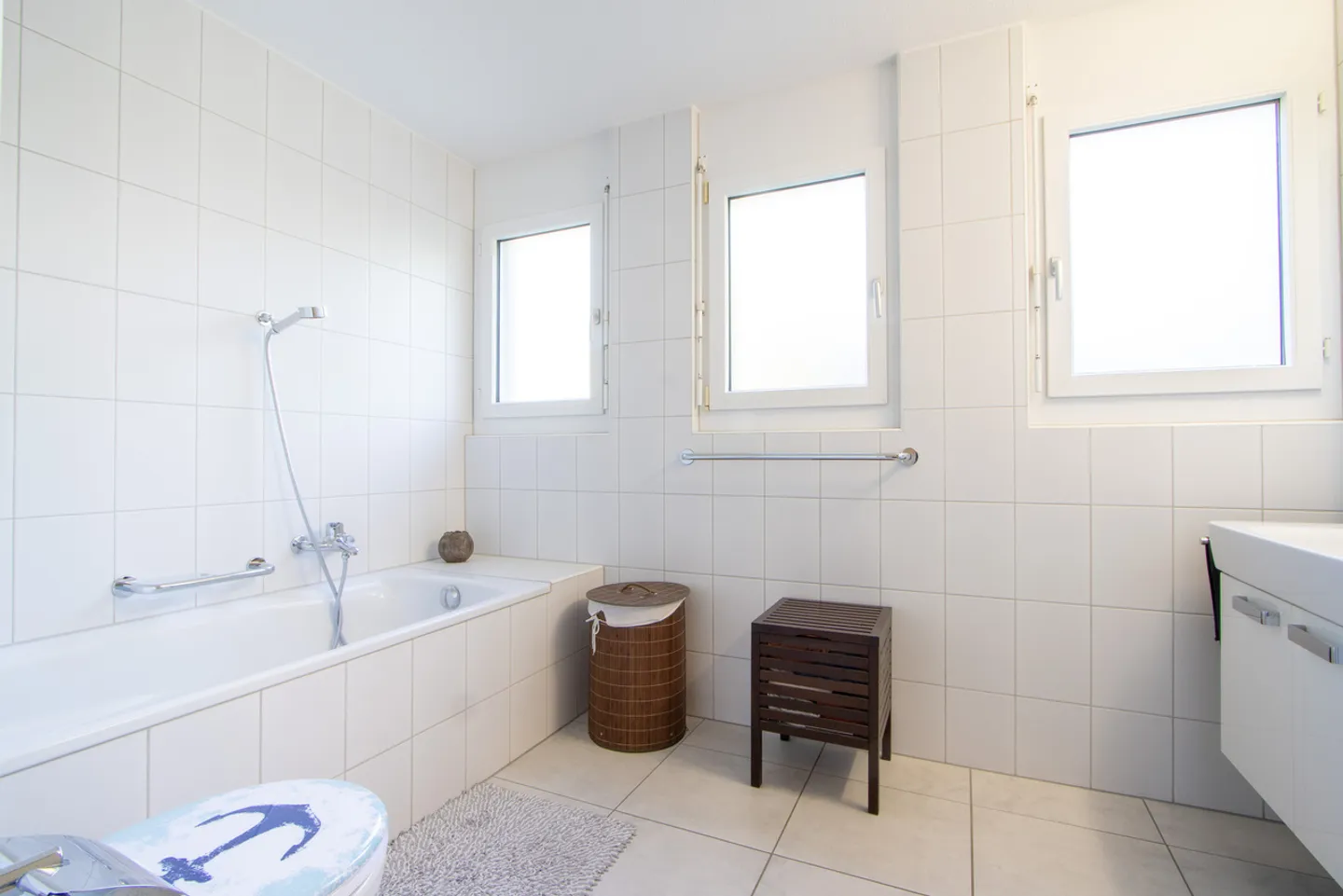 4.5-room ground floor apartment for rent - Photo 8 of 11