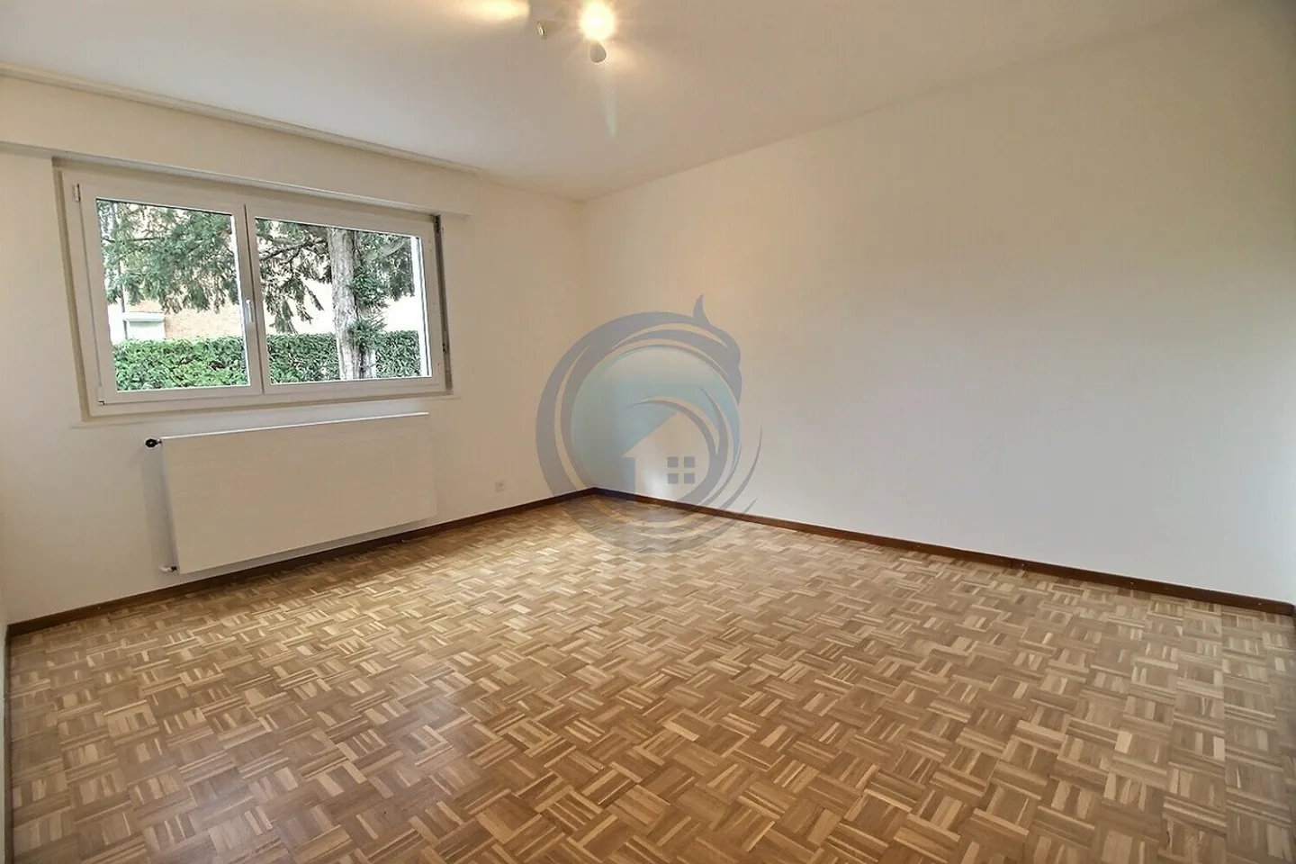 MAGNIFICO APPARTAMENTO DI 6 CAMERE CON GIARDINO PRIVATO - Foto 9 di 20
