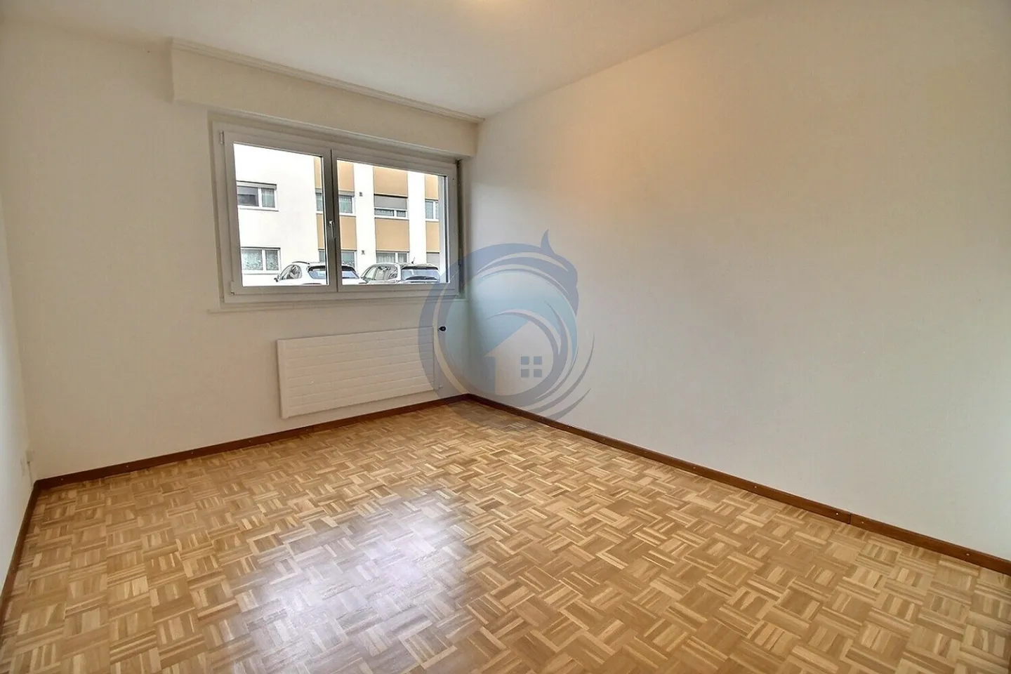 MAGNIFICO APPARTAMENTO DI 6 CAMERE CON GIARDINO PRIVATO - Foto 10 di 20