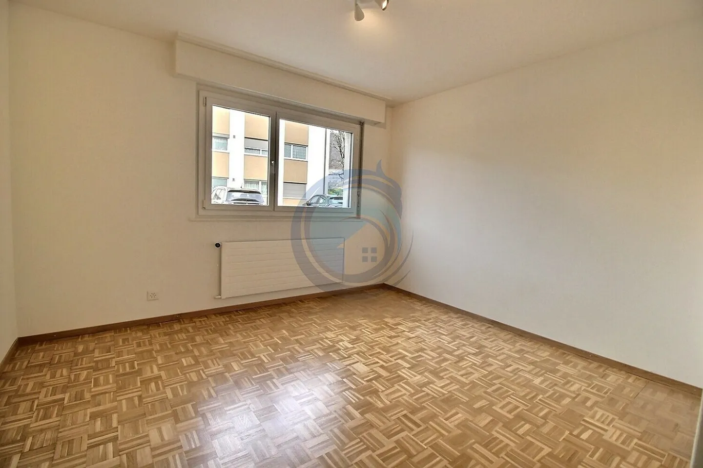 MAGNIFICO APPARTAMENTO DI 6 CAMERE CON GIARDINO PRIVATO - Foto 11 di 20