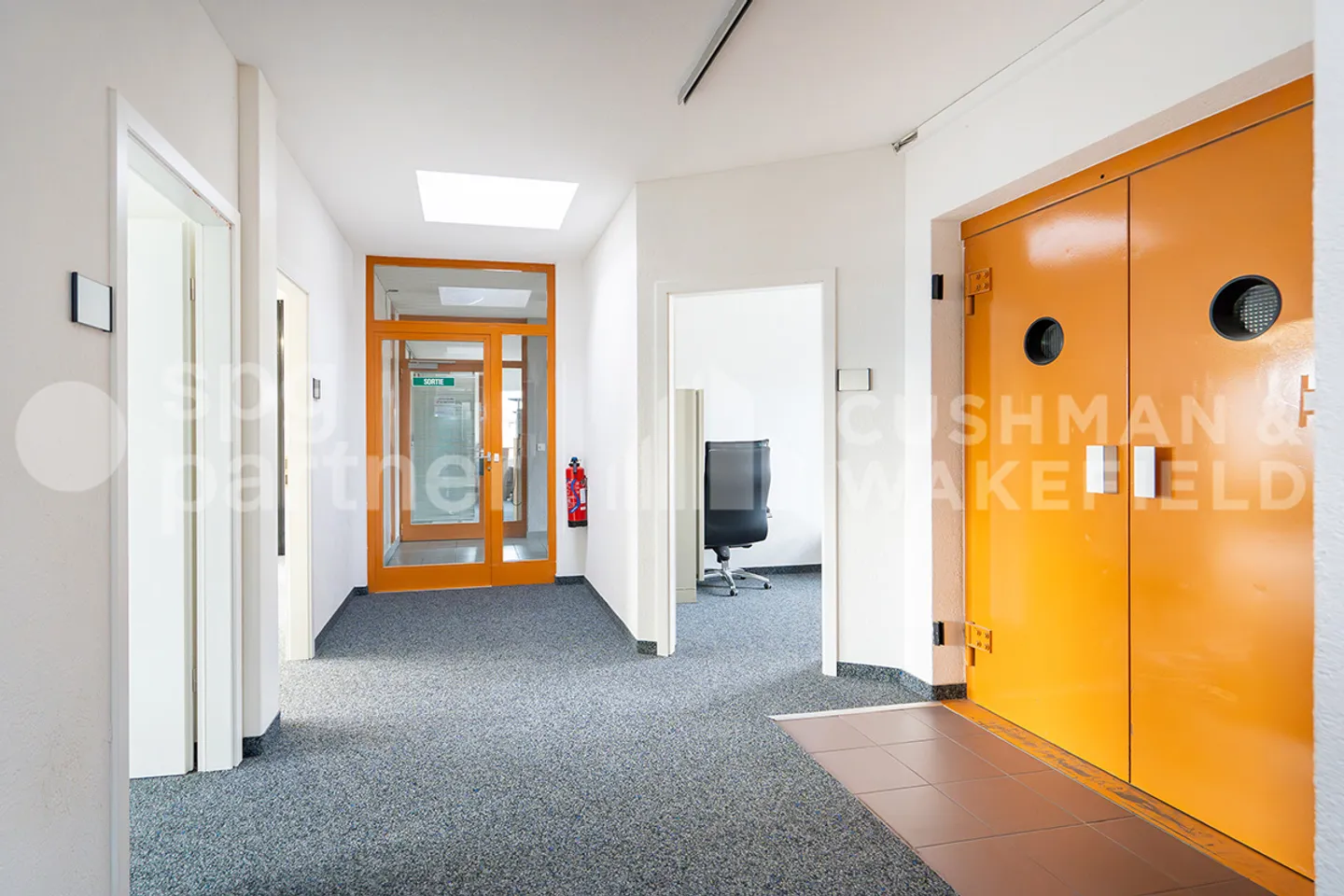 Espaces de bureau modernes Plug & Play - Photo 11 sur 11