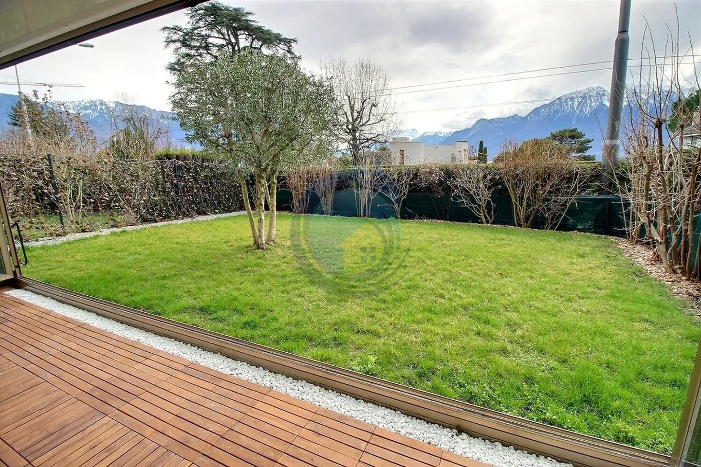 MAGNIFICO APPARTAMENTO DI 6 CAMERE CON GIARDINO PRIVATO - Foto 15 di 20