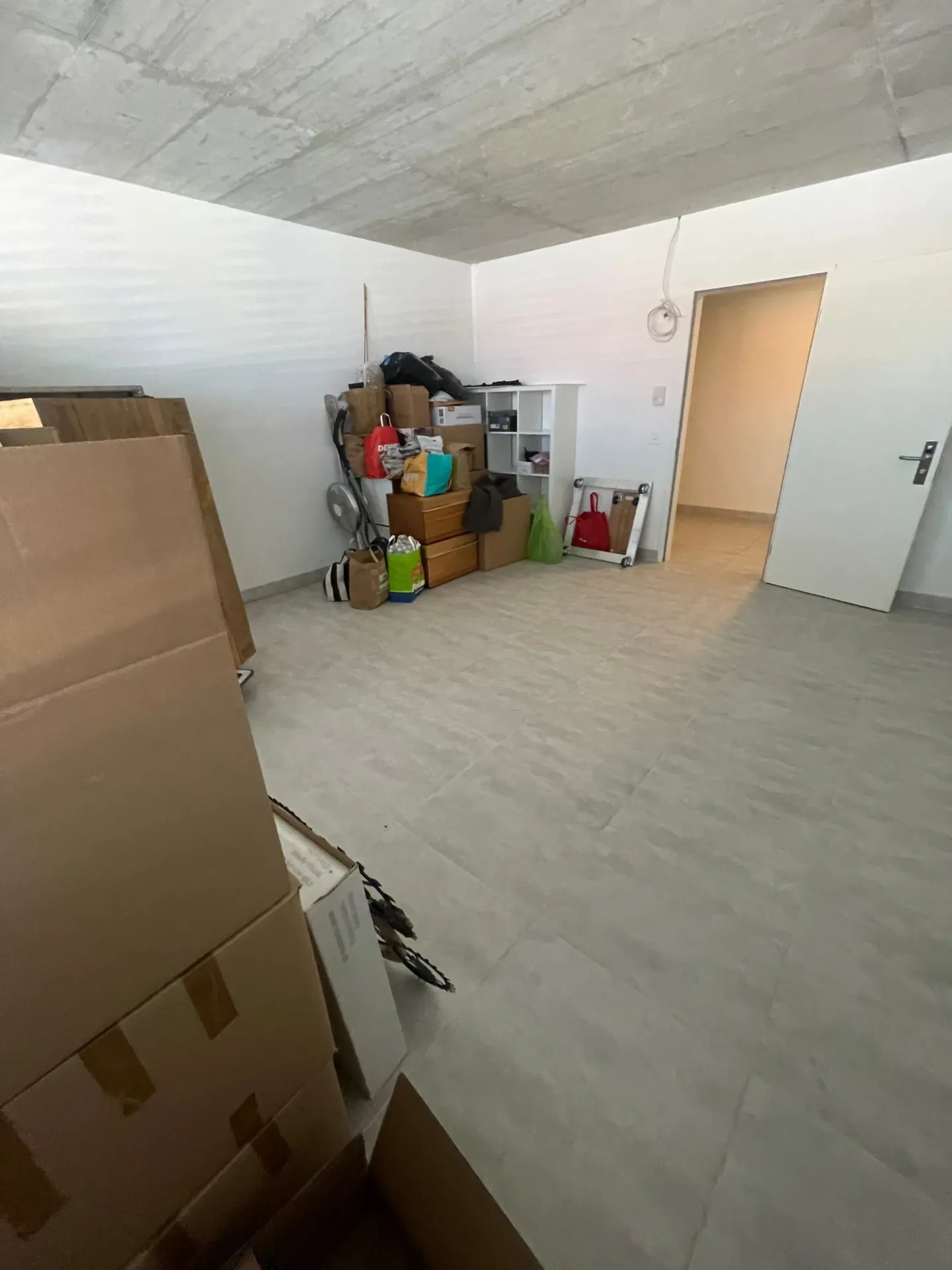 Helles Atelier / Verkaufsfläche zu vermieten in Bannwil - Foto 2 von 7