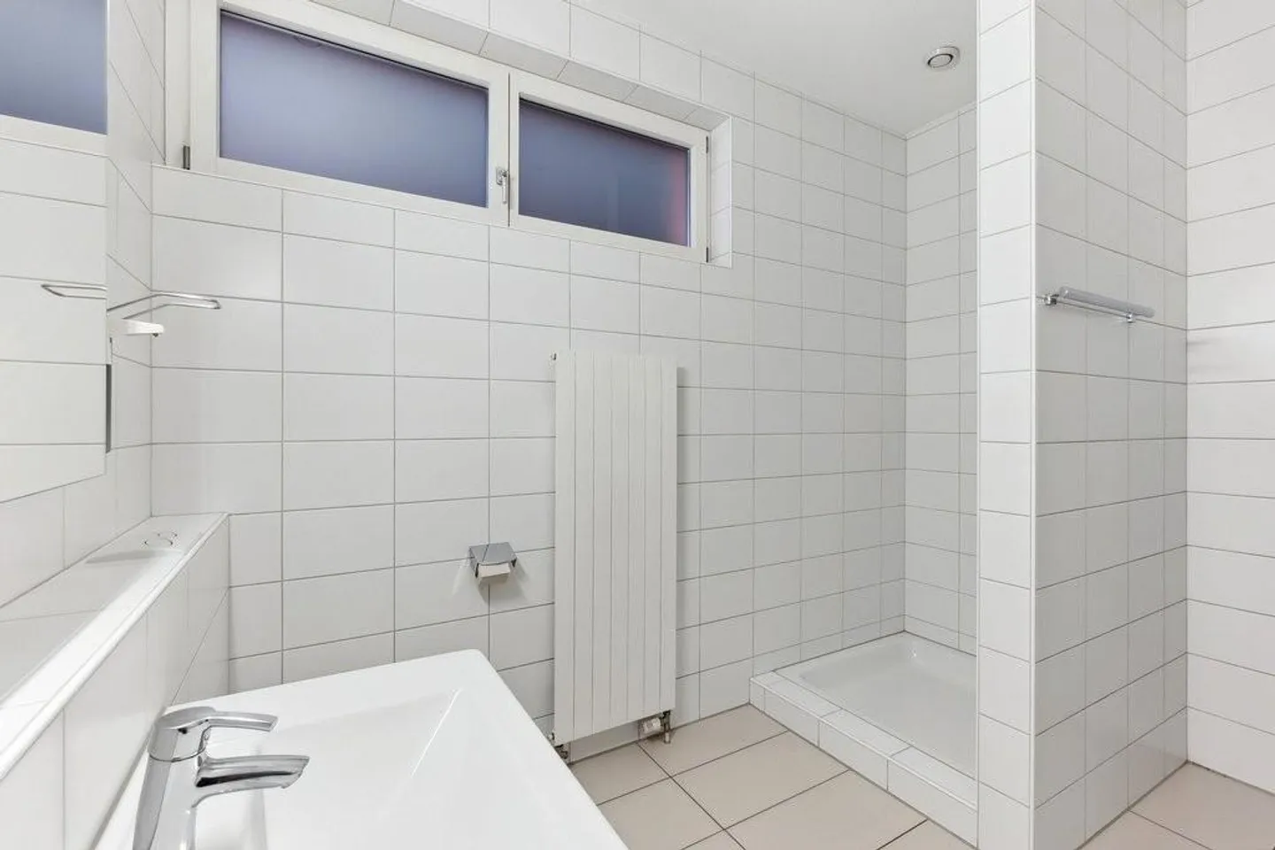 Attractive office space in the heart of Dübendorf for rent! - Photo 5 of 10