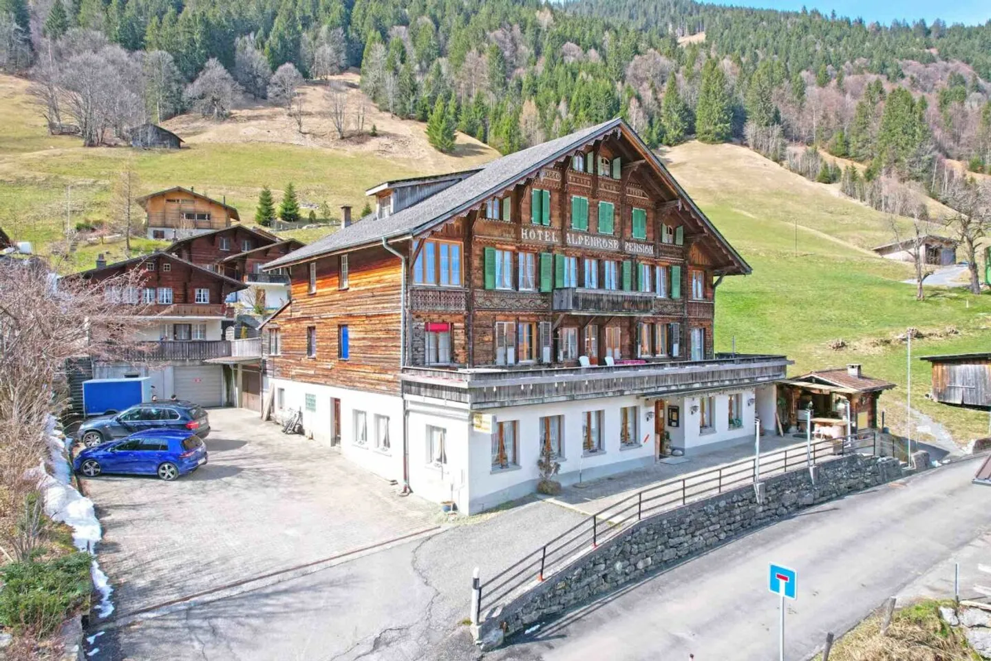 Hotel Pension Alpenrose with 2 Restaurants and Ski Lift in Saxeten - Photo 2 of 12