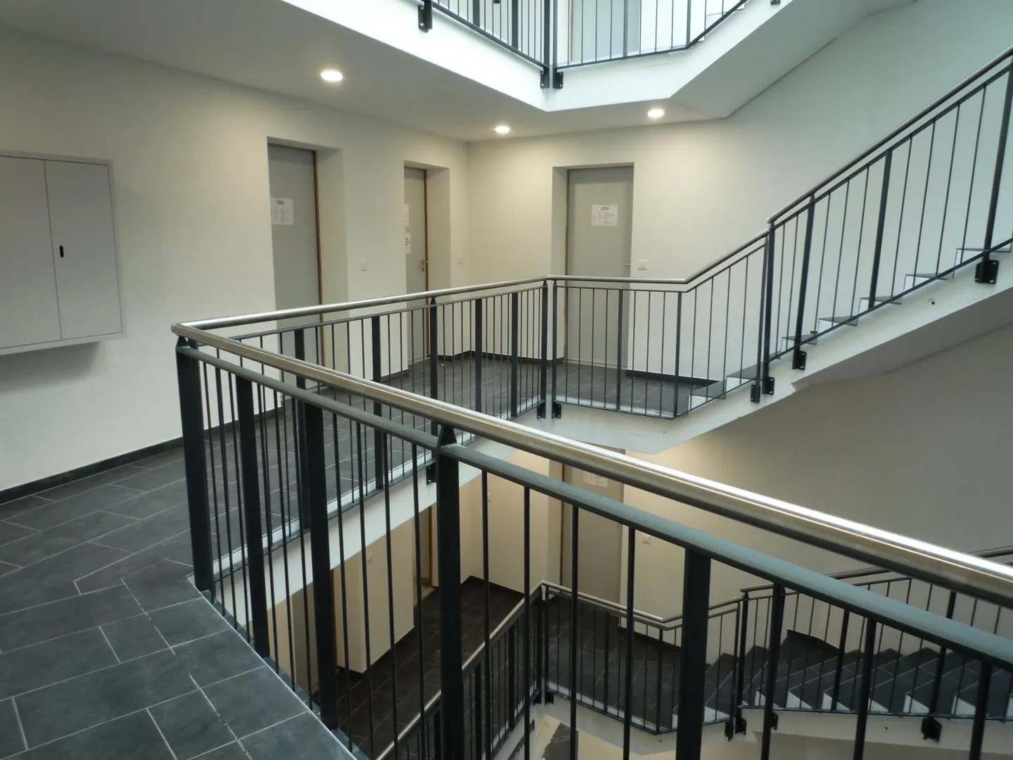 Appartamento 2.5 locali - Foto 2 di 9