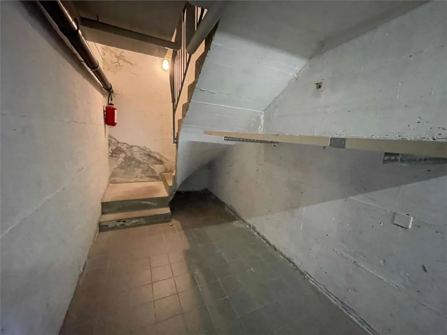 Wir bieten Gewerbeflächen an, die in PPP unterteilt werden können - Foto 7 di 13