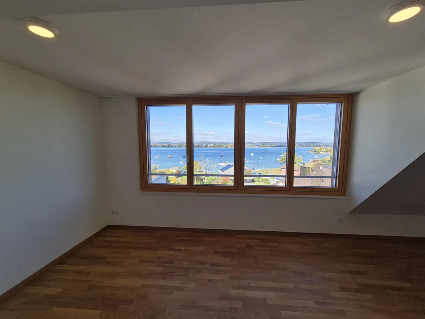 Exklusive Maisonette-Wohnung (inkl. 2 PP) mit voller Seesicht - Foto 13 von 23