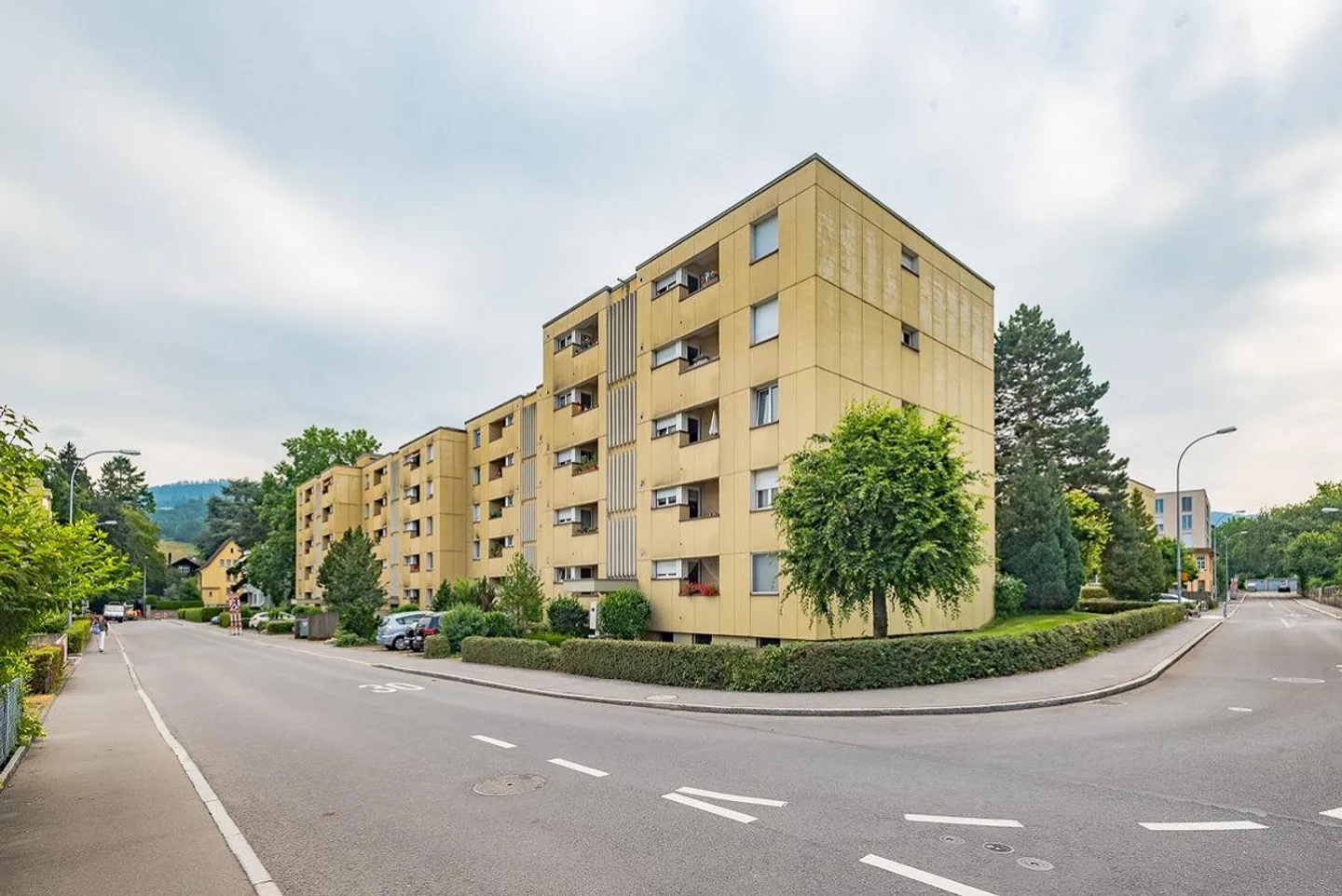 Charmante Wohnung in Kriens - Foto 1 von 9