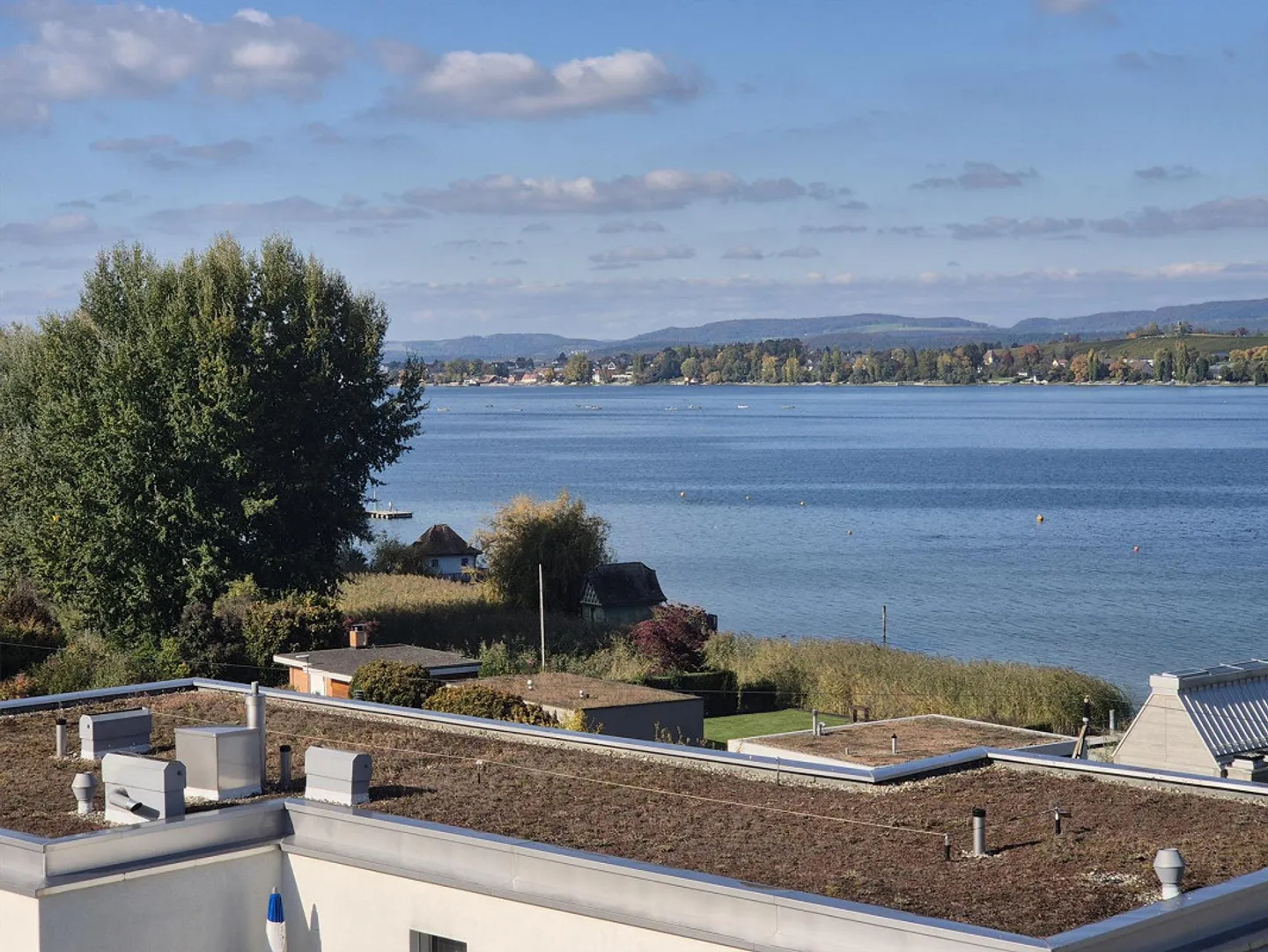 Exklusive Maisonette-Wohnung (inkl. 2 PP) mit voller Seesicht - Foto 14 von 23