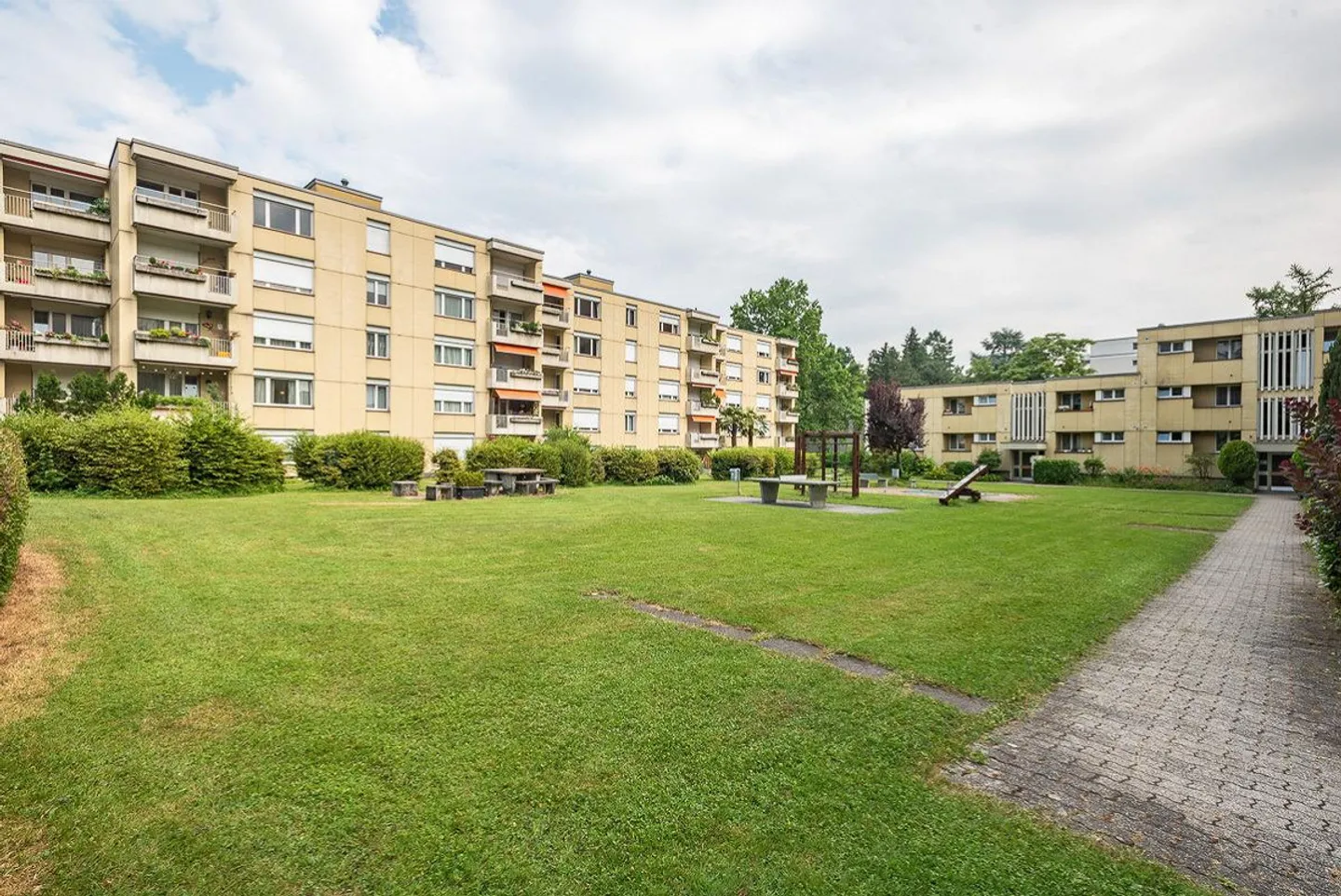 Charmante Wohnung in Kriens - Foto 2 von 9