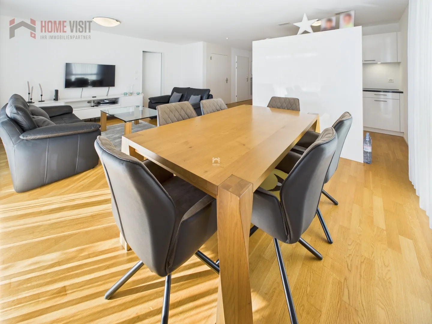 Where Light Meets Quality of Life – Your New Home in Oberkulm - Photo 3 of 9