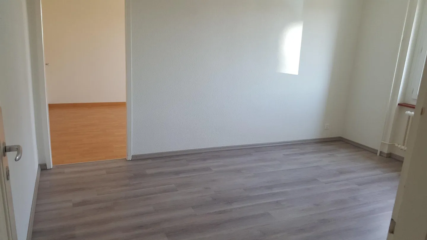Appartement à louer - Photo 2 sur 8
