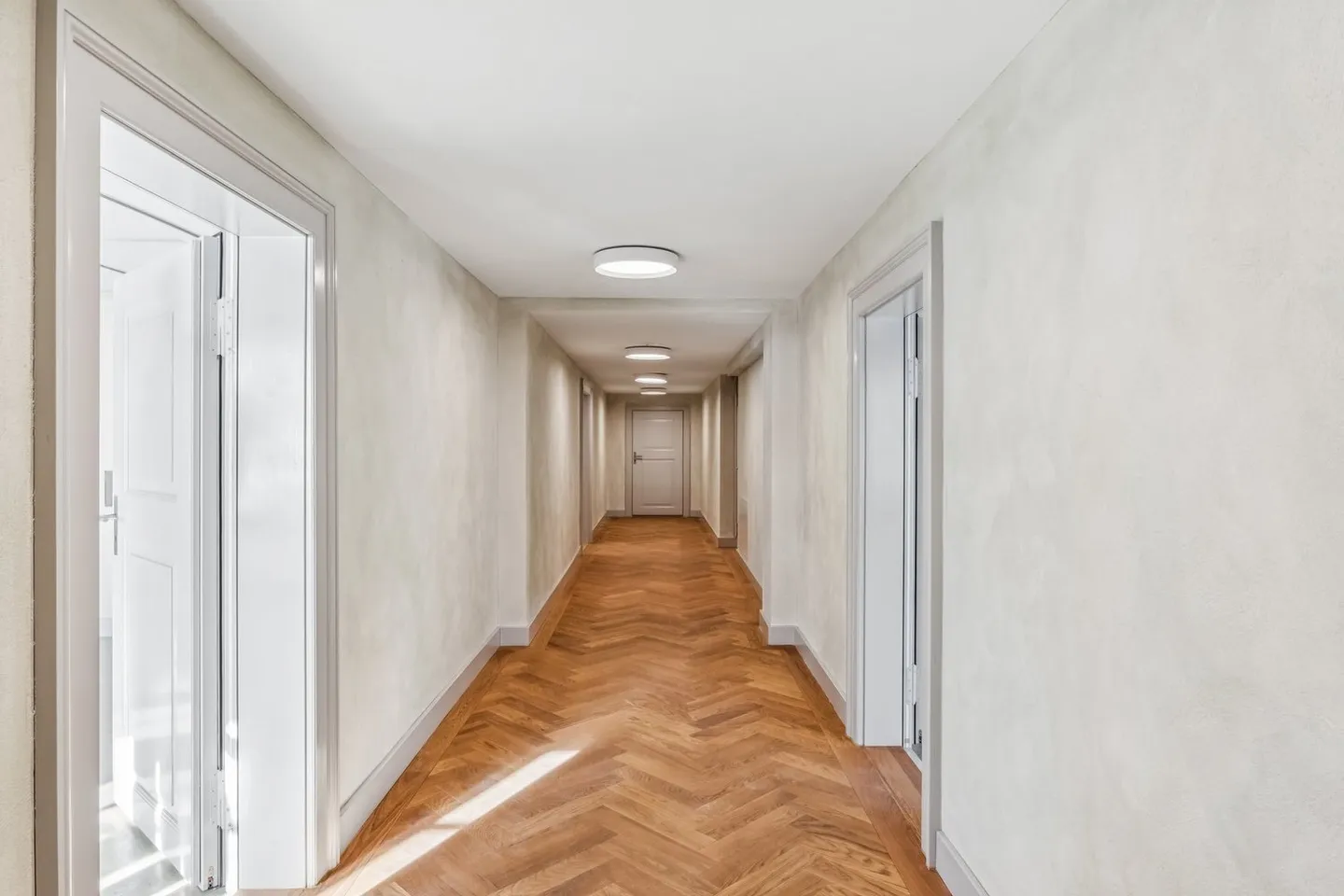 Arbeiten an einem Ort mit Geschichte - Foto 2 von 10