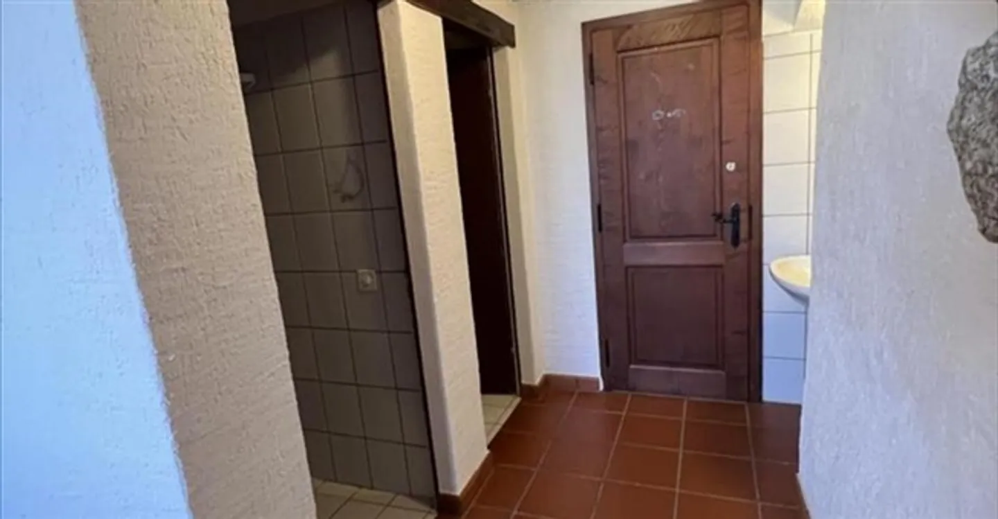 Espace voûté charmant à louer - Photo 5 sur 8