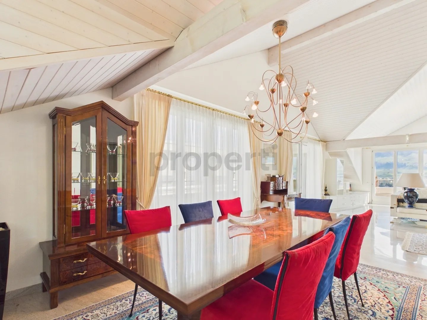 Newly renovated 6.5-room elegant apartment with lift and cellar, Ennetbürgen - Photo 4 of 13