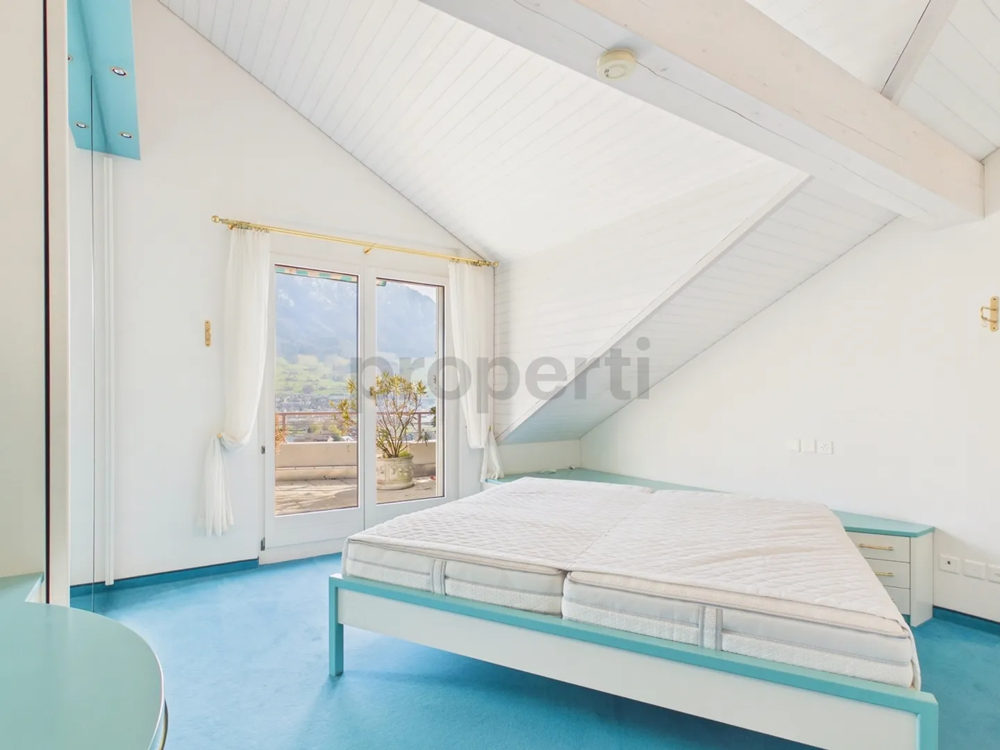 Newly renovated 6.5-room elegant apartment with lift and cellar, Ennetbürgen - Photo 8 of 13