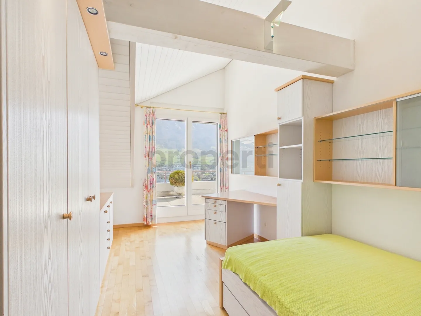 Newly renovated 6.5-room elegant apartment with lift and cellar, Ennetbürgen - Photo 9 of 13
