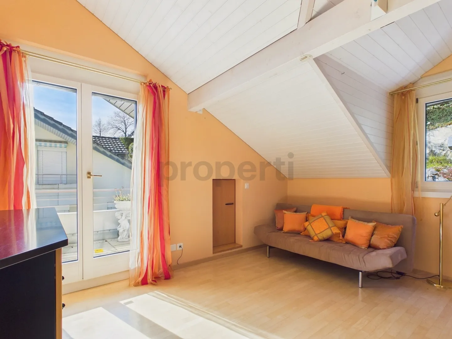 Newly renovated 6.5-room elegant apartment with lift and cellar, Ennetbürgen - Photo 10 of 13