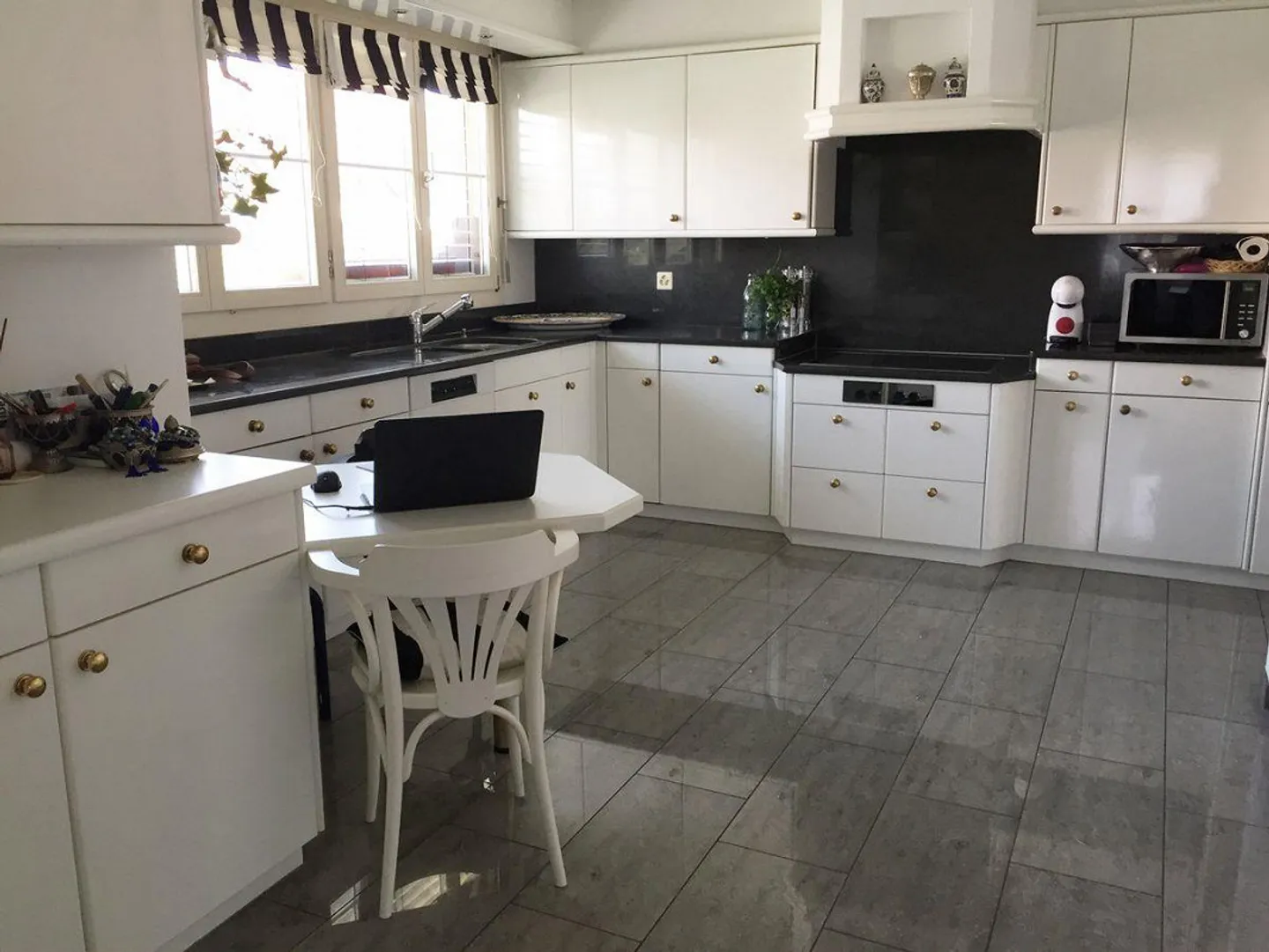 Penthouse Duplex di Lusso a Volketswil - Foto 4 di 11