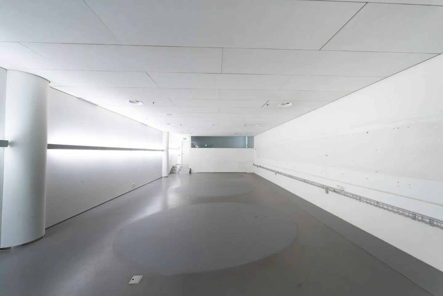 Retail space of approximately 125m² in prime location - Migros Gundelitor - Photo 3 of 8