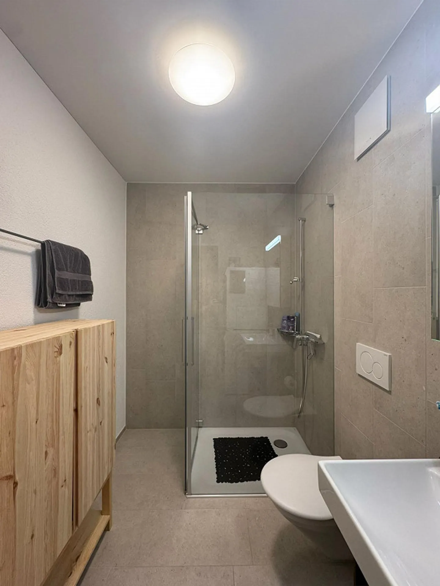 Appartement moderne de 2,5 pièces dans le Neubau à Münchenstein - Photo 5 sur 8