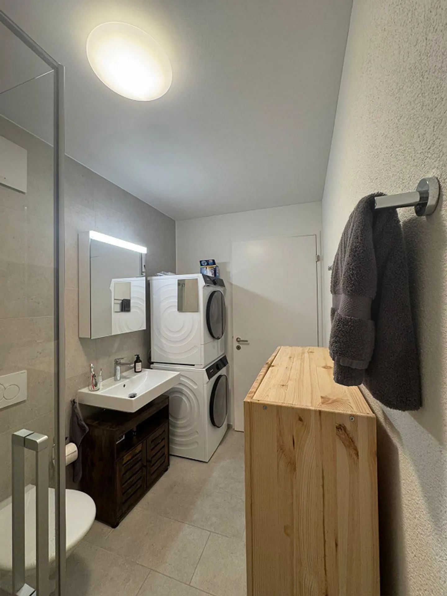 Appartement moderne de 2,5 pièces dans le Neubau à Münchenstein - Photo 6 sur 8