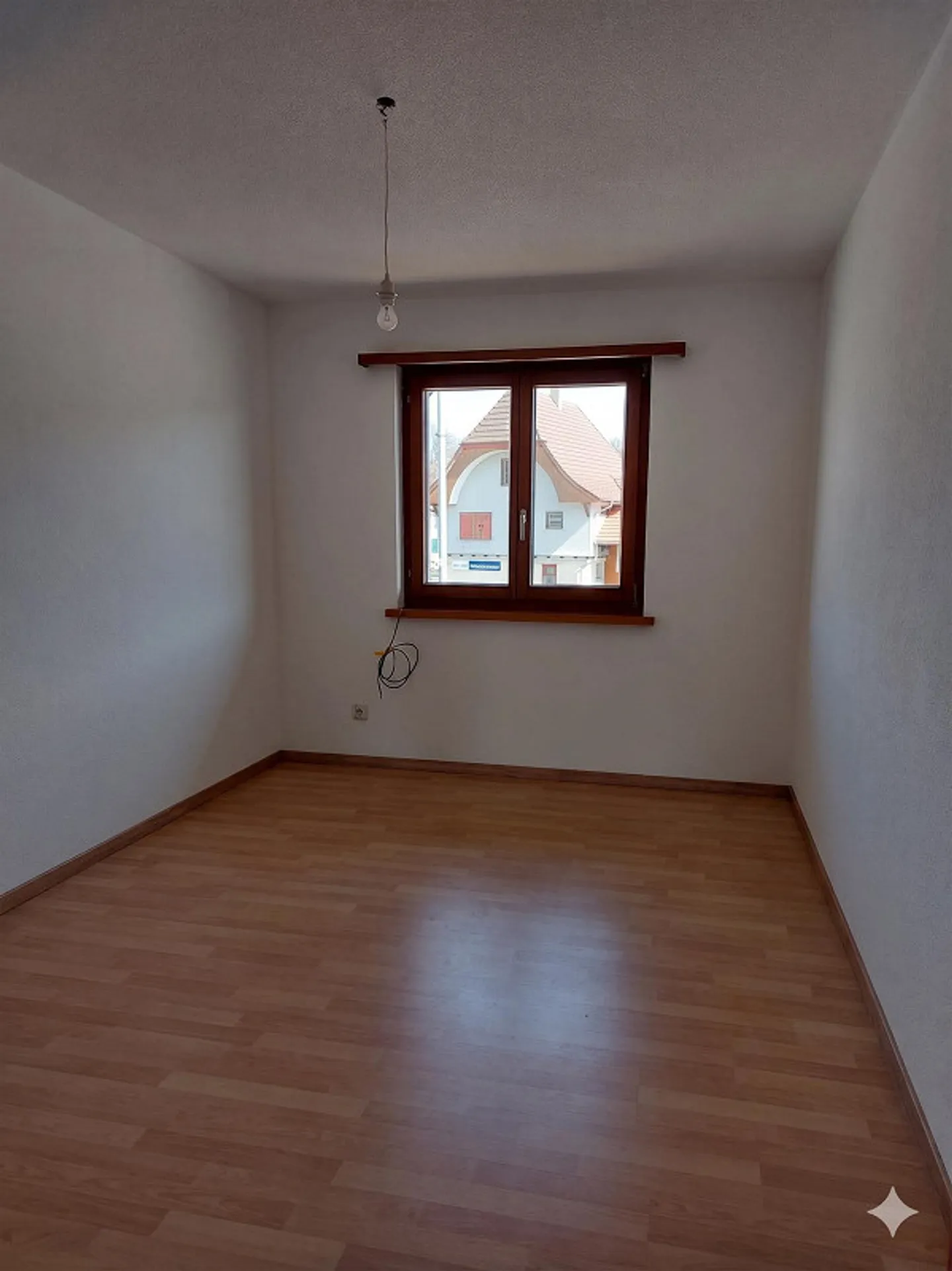 Renovierte Wohnung mit Balkon - Foto 3 von 6