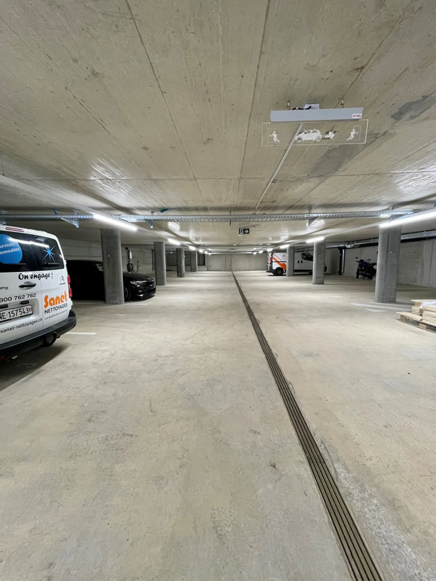 Innenparkplatz Nummer 31 - Foto 3 von 3