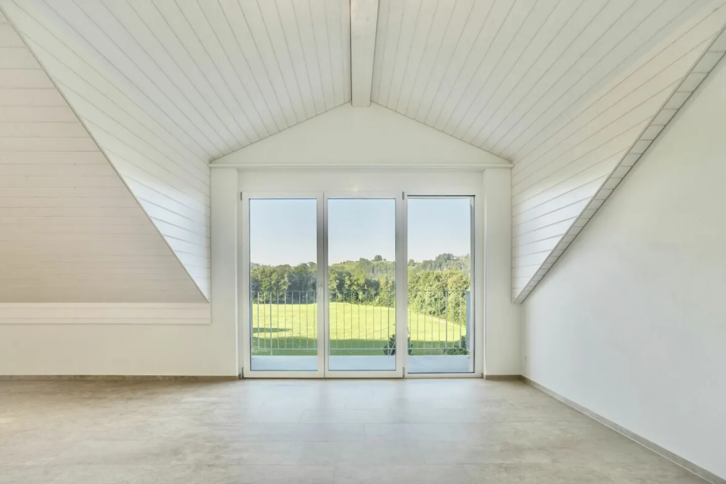 Appartamento soleggiato in posizione tranquilla - Foto 6 di 10