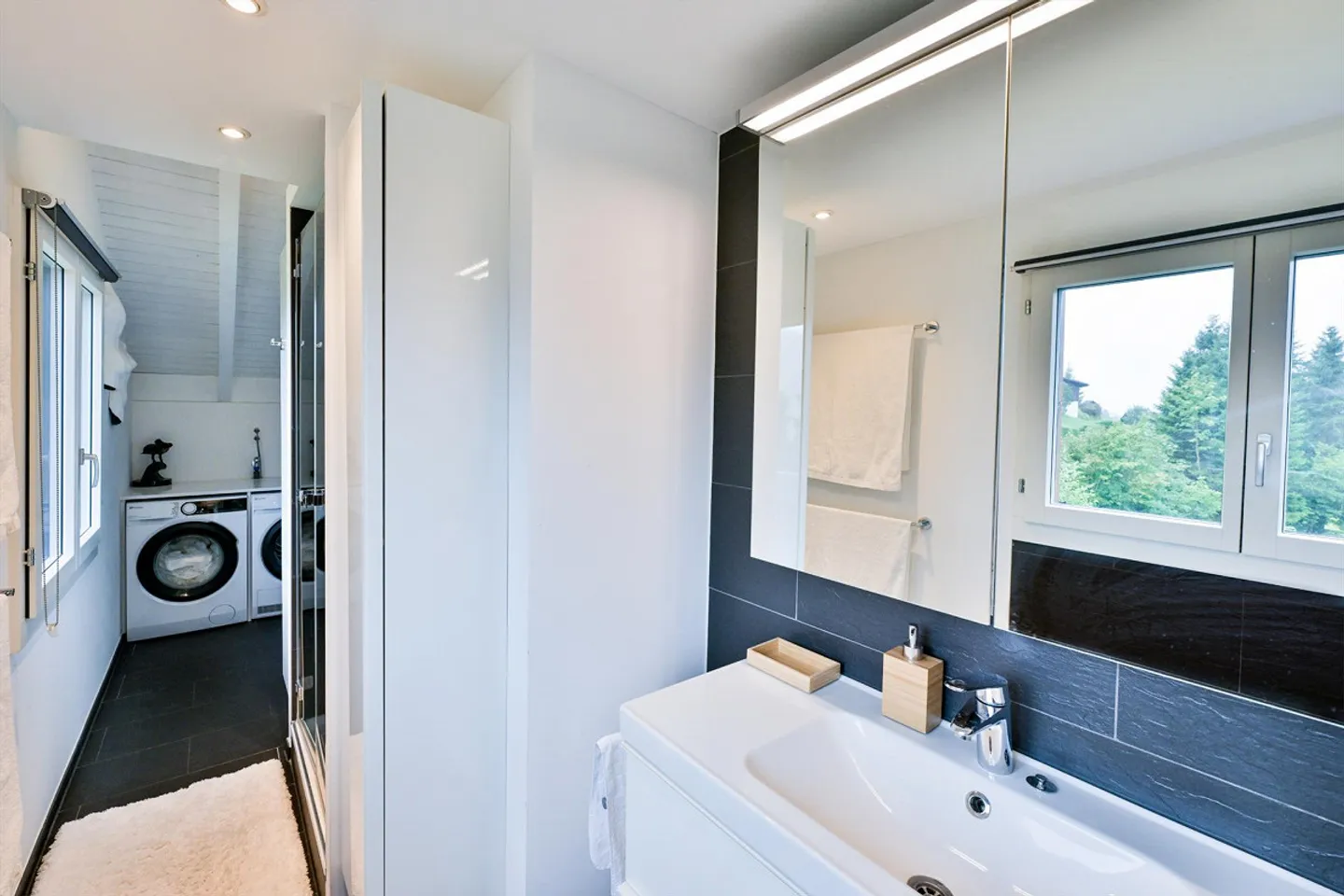 Magie d'hiver Appartement sous les toits Wirzweli - Photo 7 sur 10