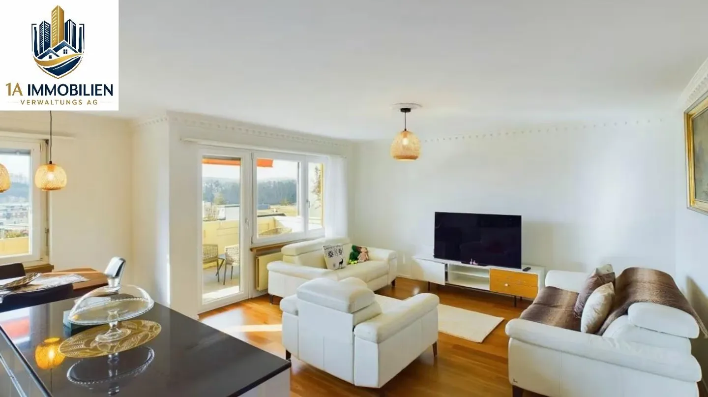 Renoviertes Apartment mit Aussicht - Foto 10 von 12