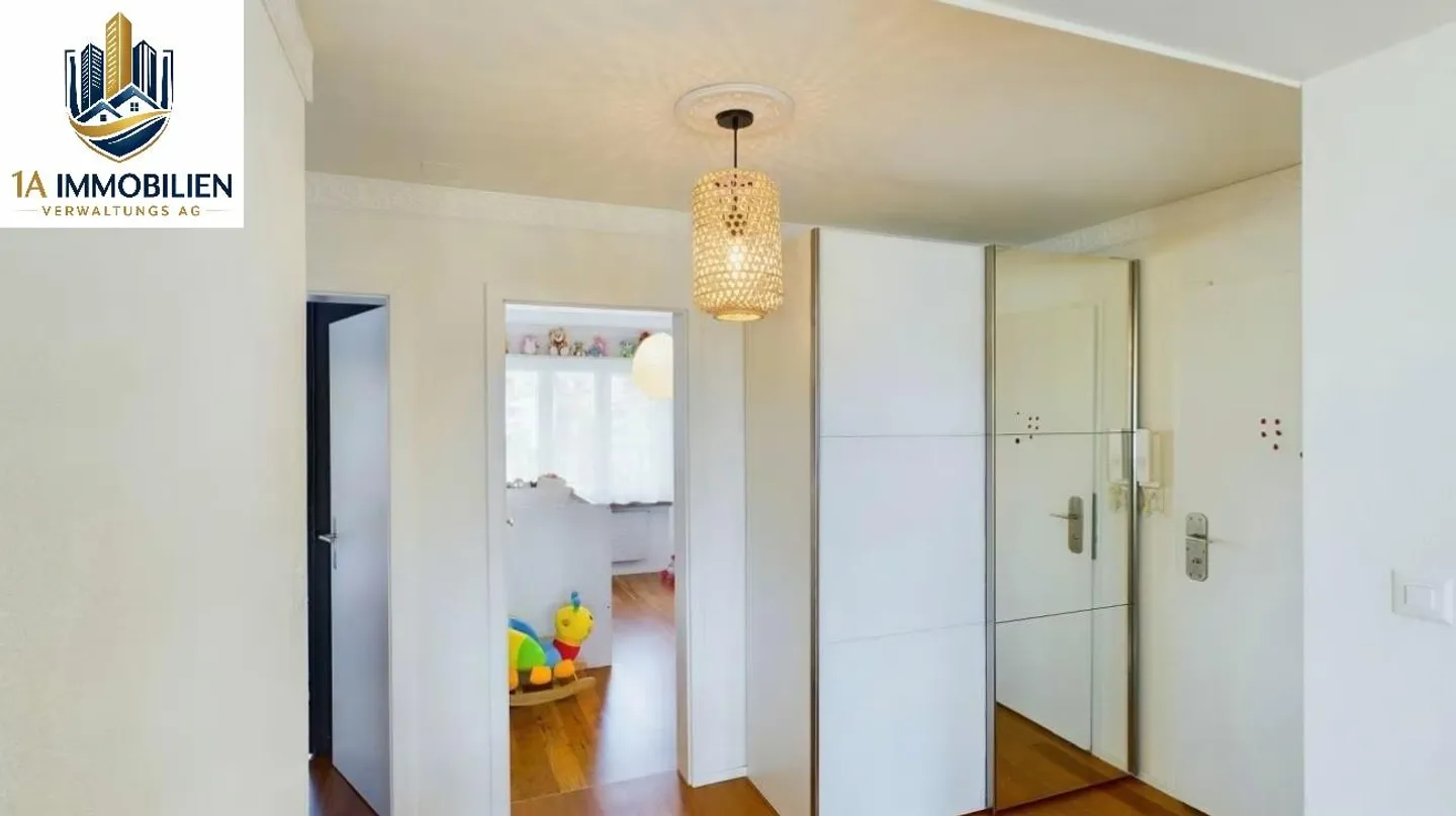 Renoviertes Apartment mit Aussicht - Foto 11 von 12