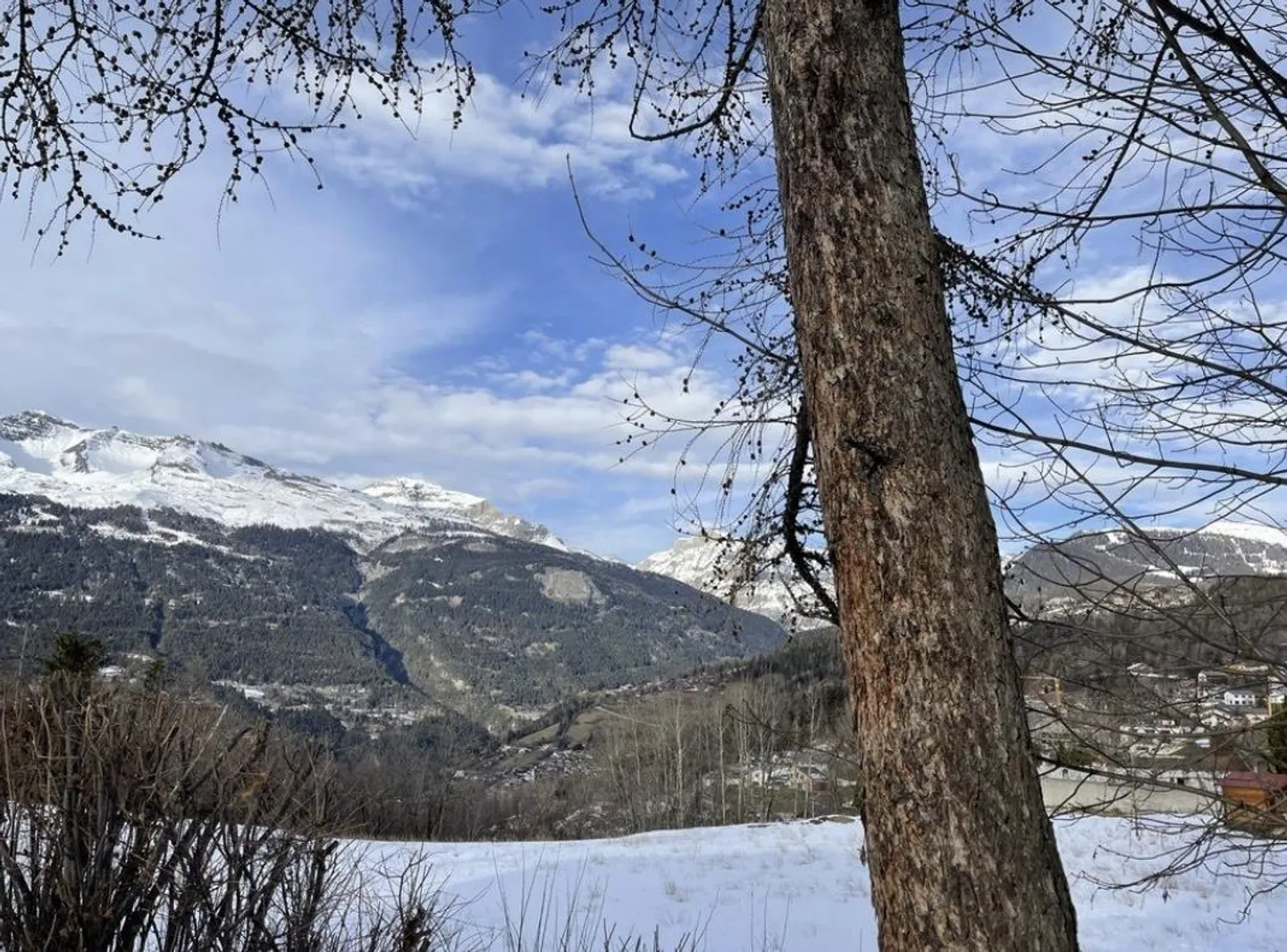 Chalet for sale - Photo 1 of 1