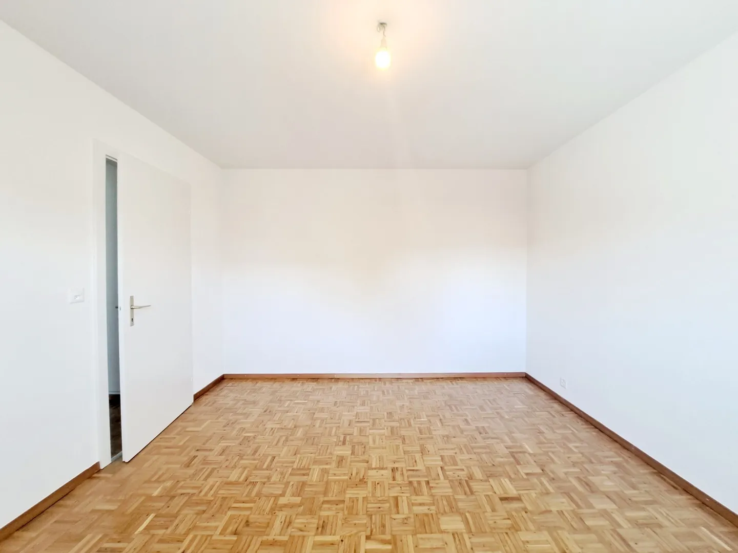 FONTENAY 13, 2,5-Zimmer-Wohnung in der Nähe des Stadtzentrums - Foto 6 von 10