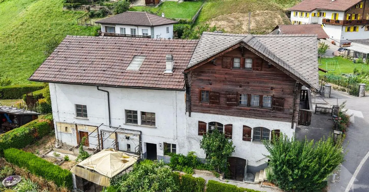 Affascinante casa di villaggio con potenziale - Foto 5 di 12