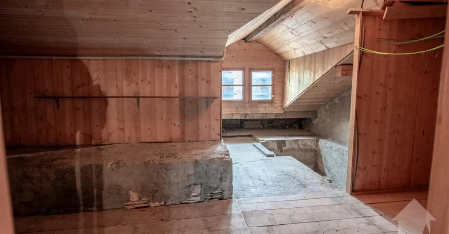 Affascinante casa di villaggio con potenziale - Foto 7 di 12