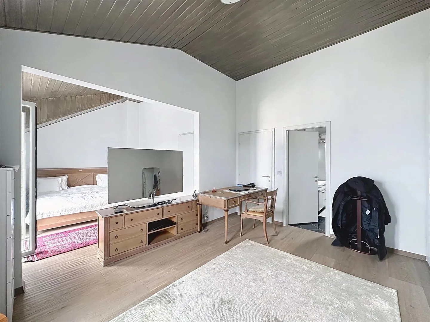 Magnifica villa a schiera con vista lago in affitto arredata o non arredata - Foto 8 di 12