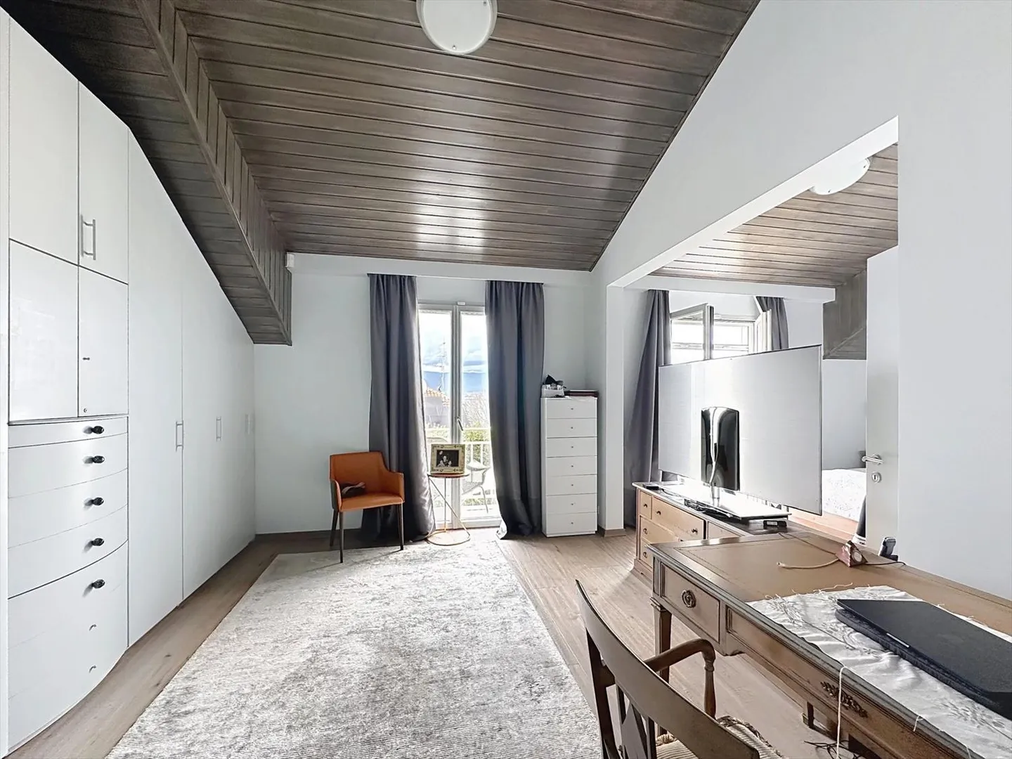Magnifica villa a schiera con vista lago in affitto arredata o non arredata - Foto 9 di 12