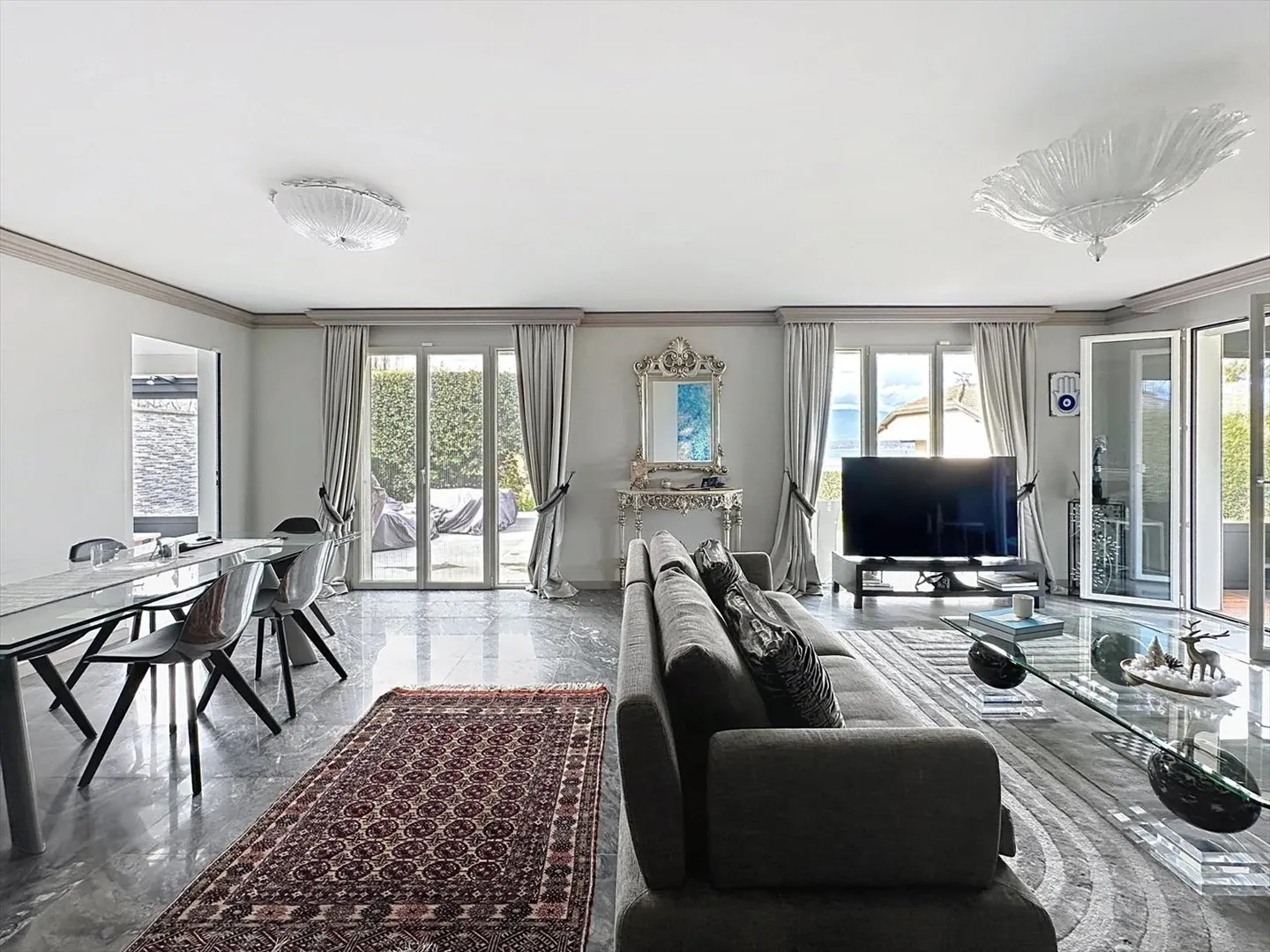 Magnifica villa a schiera con vista lago in affitto arredata o non arredata - Foto 4 di 12