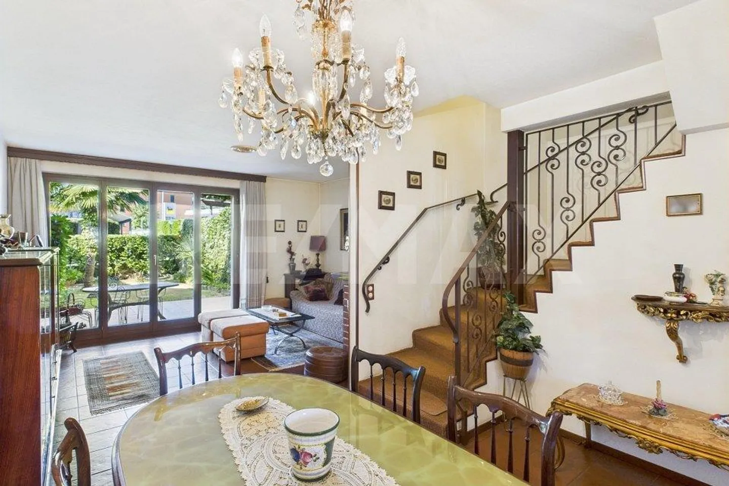 Casa unifamiliare con 5 camere, giardino e piscina comune - Anche seconda residenza - Foto 4 di 13