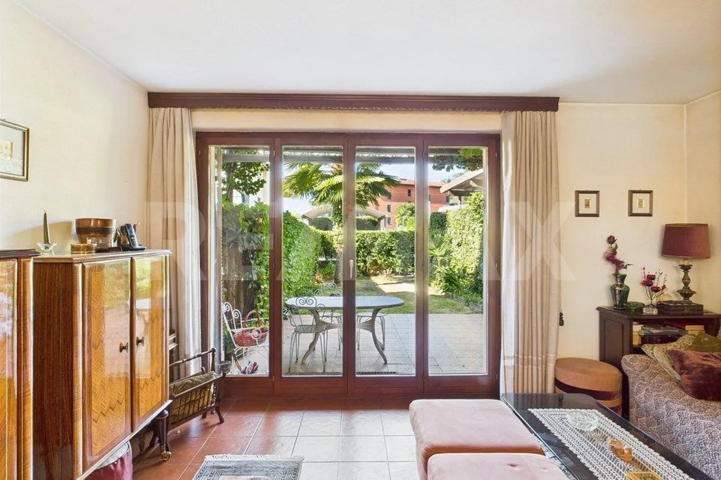 Casa unifamiliare con 5 camere, giardino e piscina comune - Anche seconda residenza - Foto 10 di 13